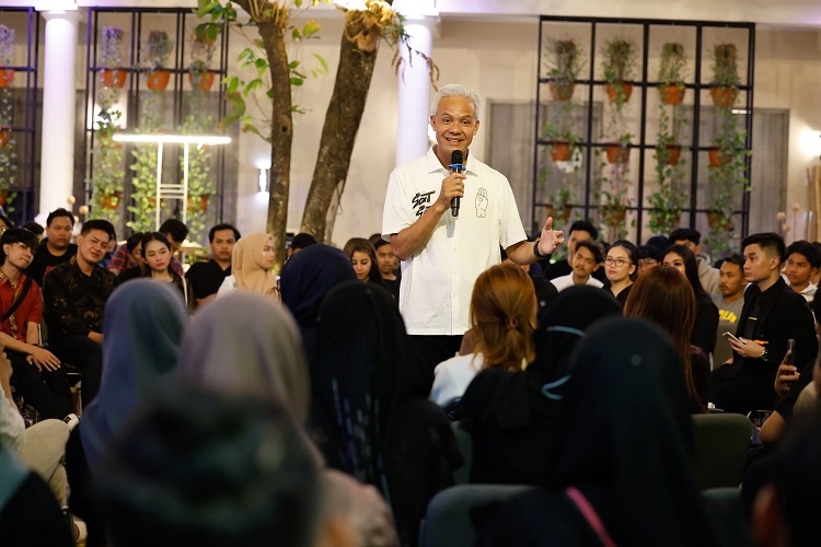 Terima Aduan Kasus Hukum, Ganjar: Sat Set dan Tas Tes Jadi Fungsi Pemimpin Layani Rakyat