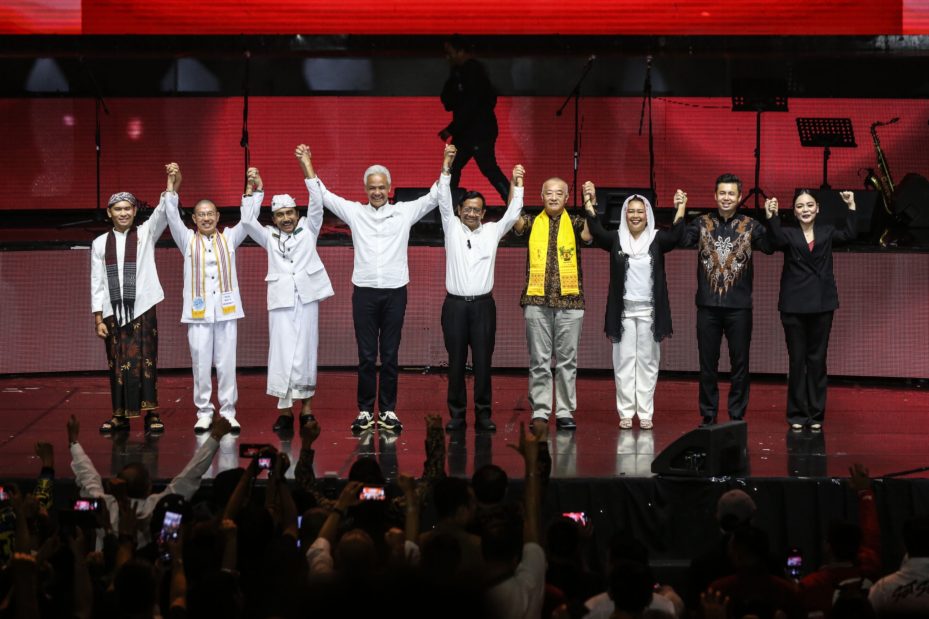 Charta Politika: Anies Terbawah, Ganjar-Mahfud Berpotensi Besar ke Putaran Dua