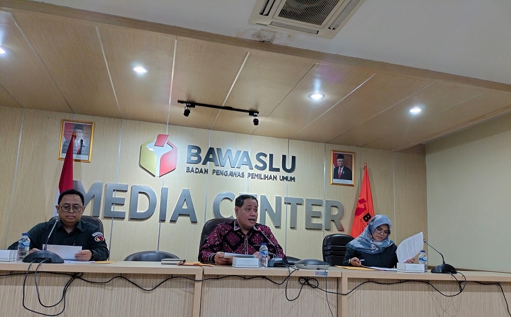 Bawaslu Catat Banyak Masalah Logistik Pemilu di Luar Negeri