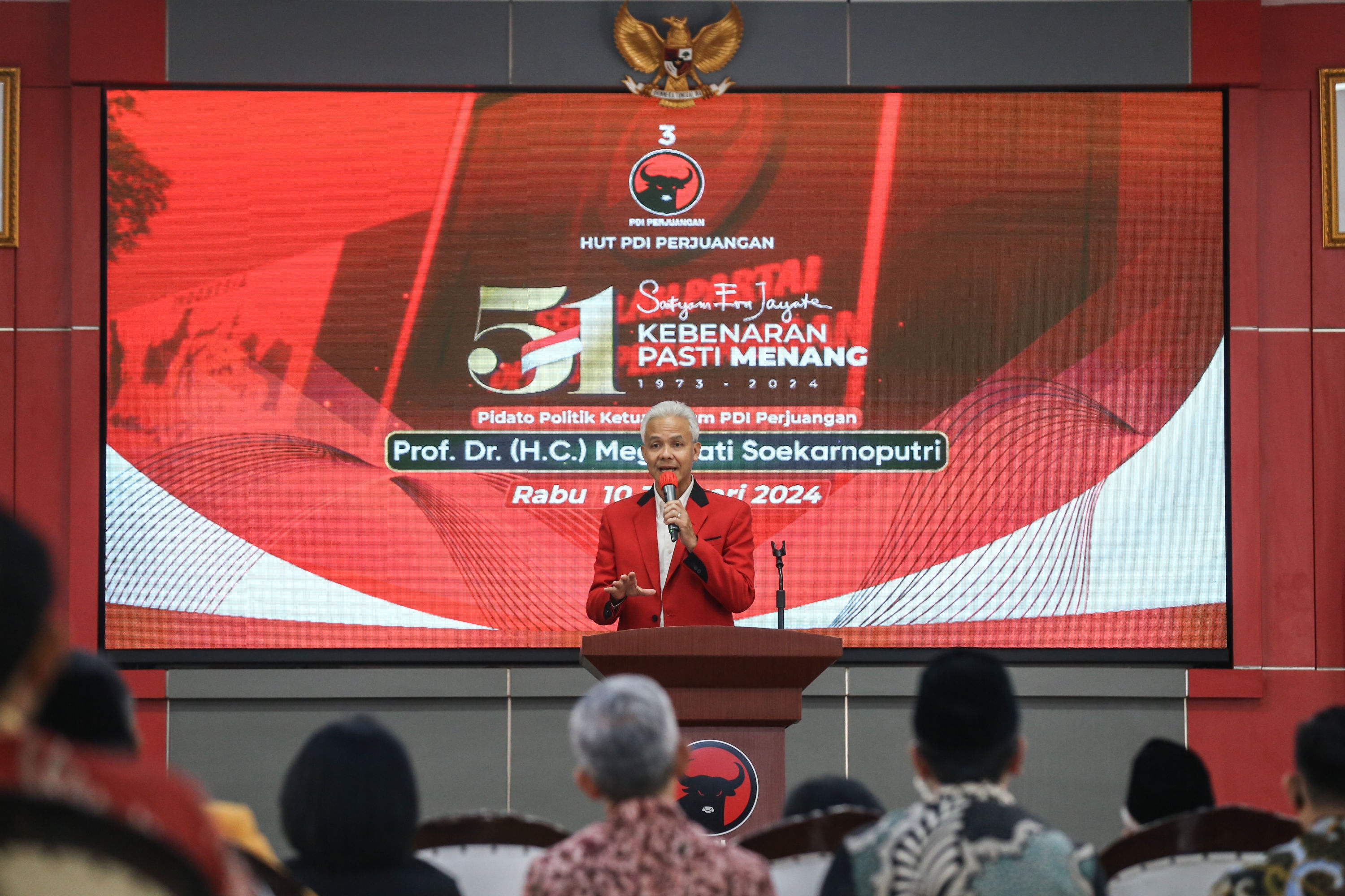 Blusukan ke Pasar Pucang, Ganjar Paparkan Stategi Sat Set untuk Stabilkan Harga Pangan