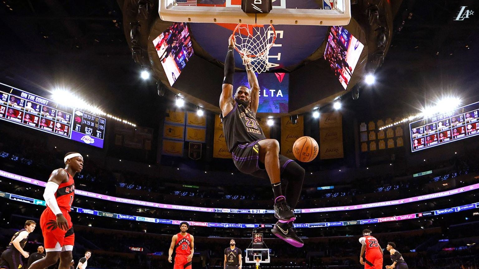 NBA Hari Ini: Anthony Davis Cetak 41 Angka, Los Angeles Lakers Menang Satu Poin atas Raptors