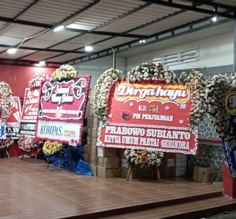 HUT PDIP ke-51, Prabowo Kirim Karangan Bunga
