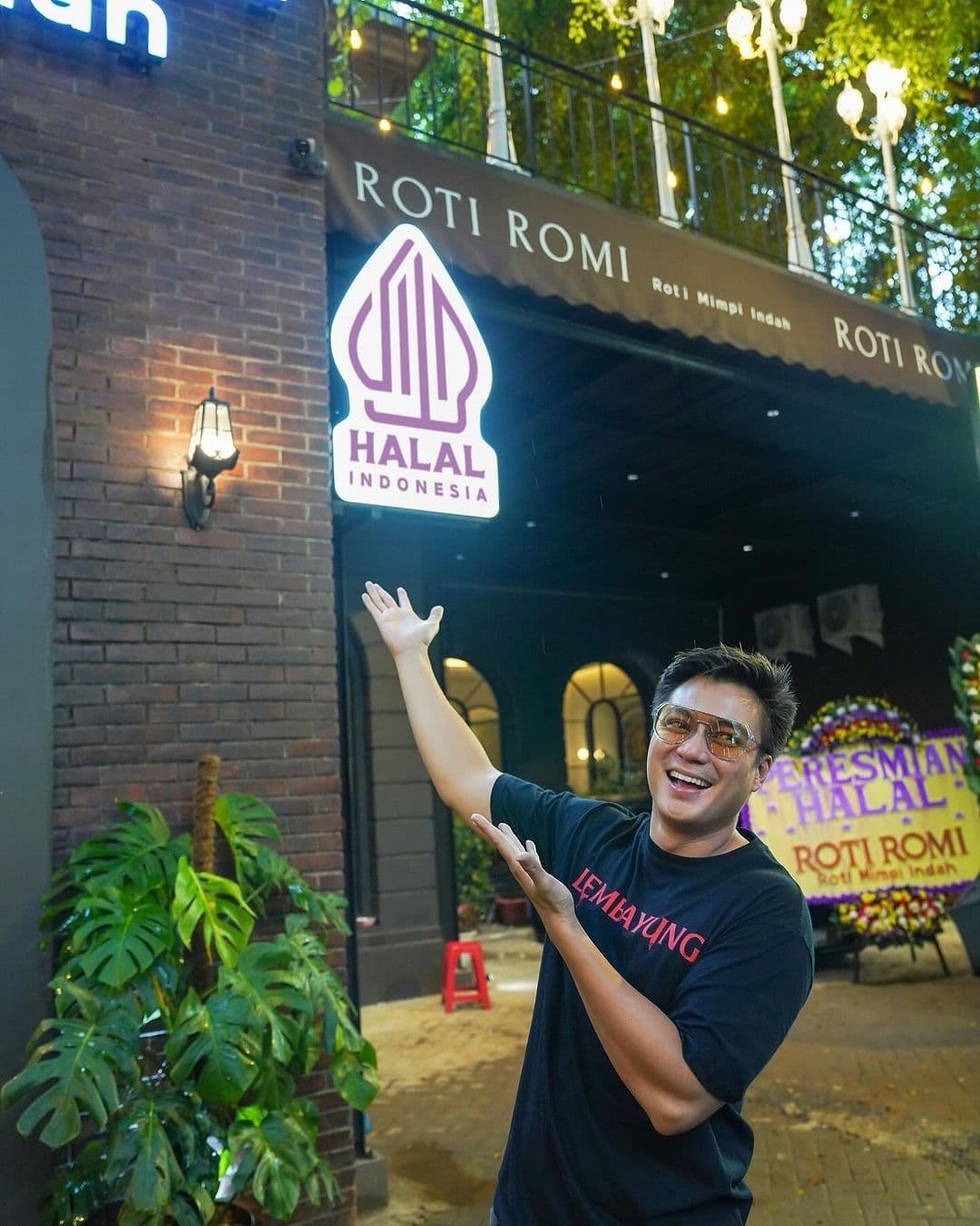 Usaha Roti Baim Wong Kini Buka di Senopati