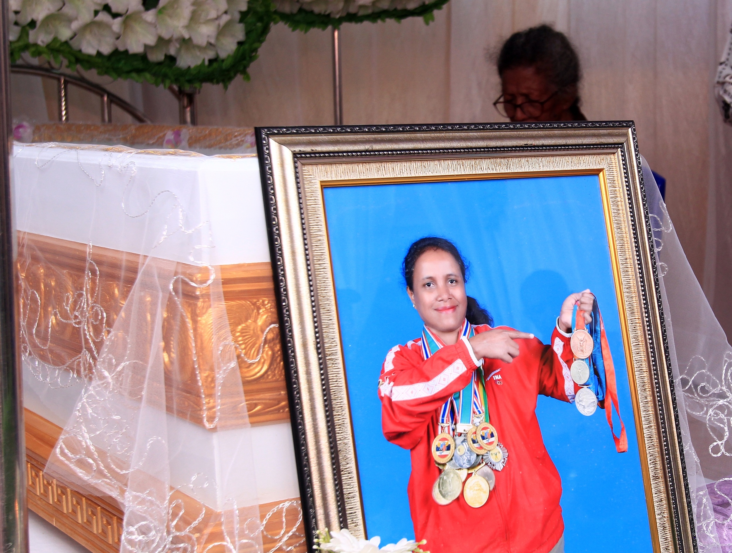 In Memoriam: Lisa Rumbewas, Pelopor Tradisi Medali Angkat Besi Indonesia di Olimpiade