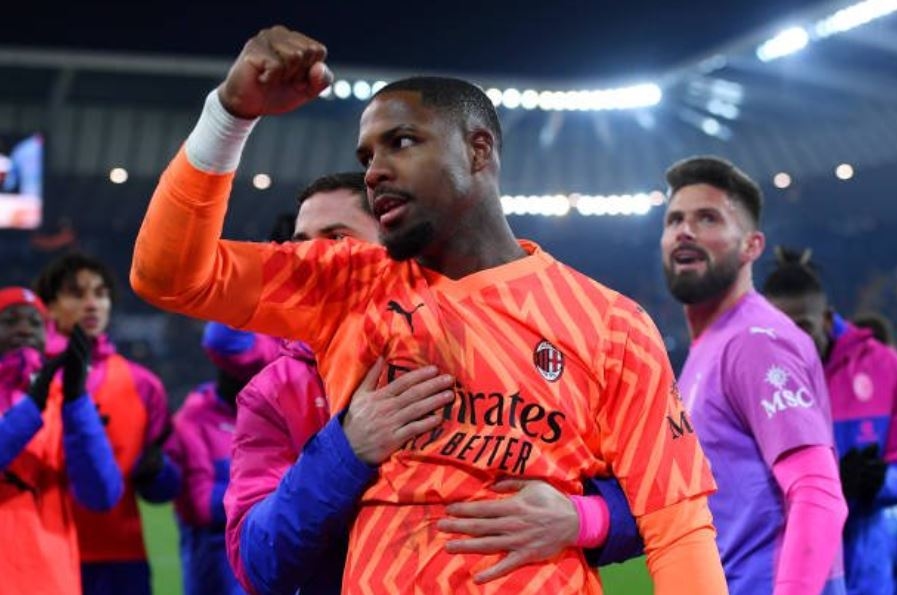 Klasemen Liga Italia: Milan Dekati Inter-Juventus, Roma Menang di Laga Pertama tanpa Mourinho