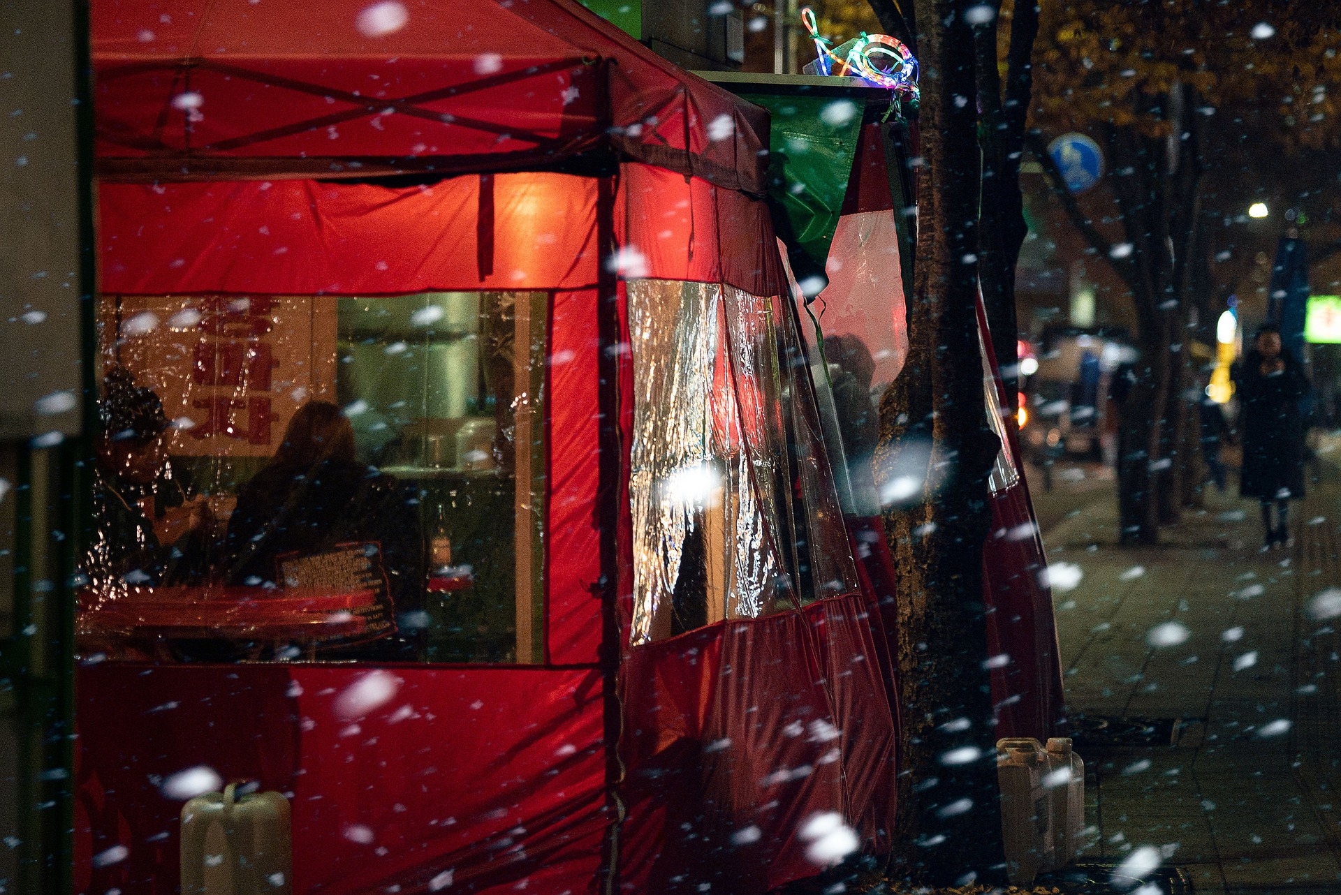 Mengenal Apa Saja Kekhasan Budaya Korea Selatan, Ada Jajanan Street Food