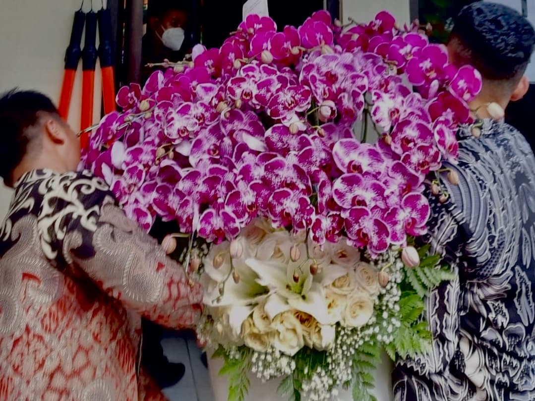 Ketahui Makna Anggrek Ungu, Hadiah Ulang Tahun Ke-77 Megawati dari Presiden Jokowi