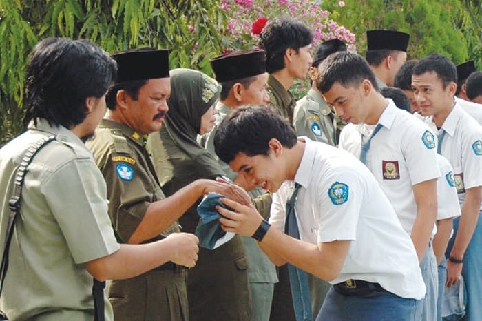 Apa Itu Norma dan Contohnya dalam Kehidupan Sehari-hari?