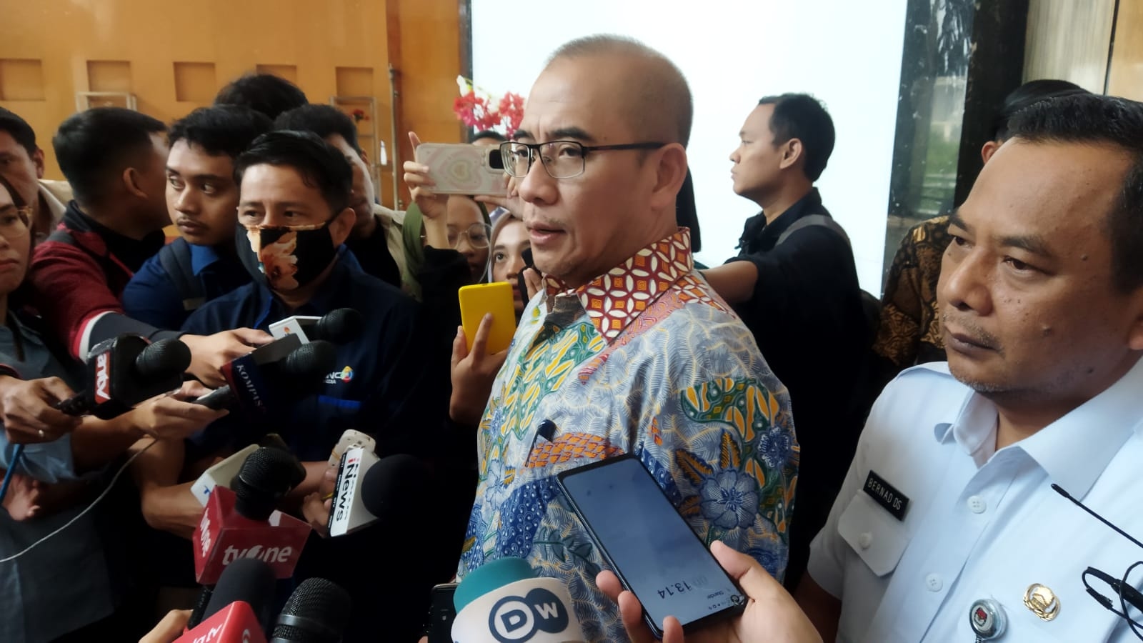 KPU Bela Jokowi, Minta Masyarakat Baca UU Pemilu soal Presiden dan Menteri Boleh Ikut Kampanye