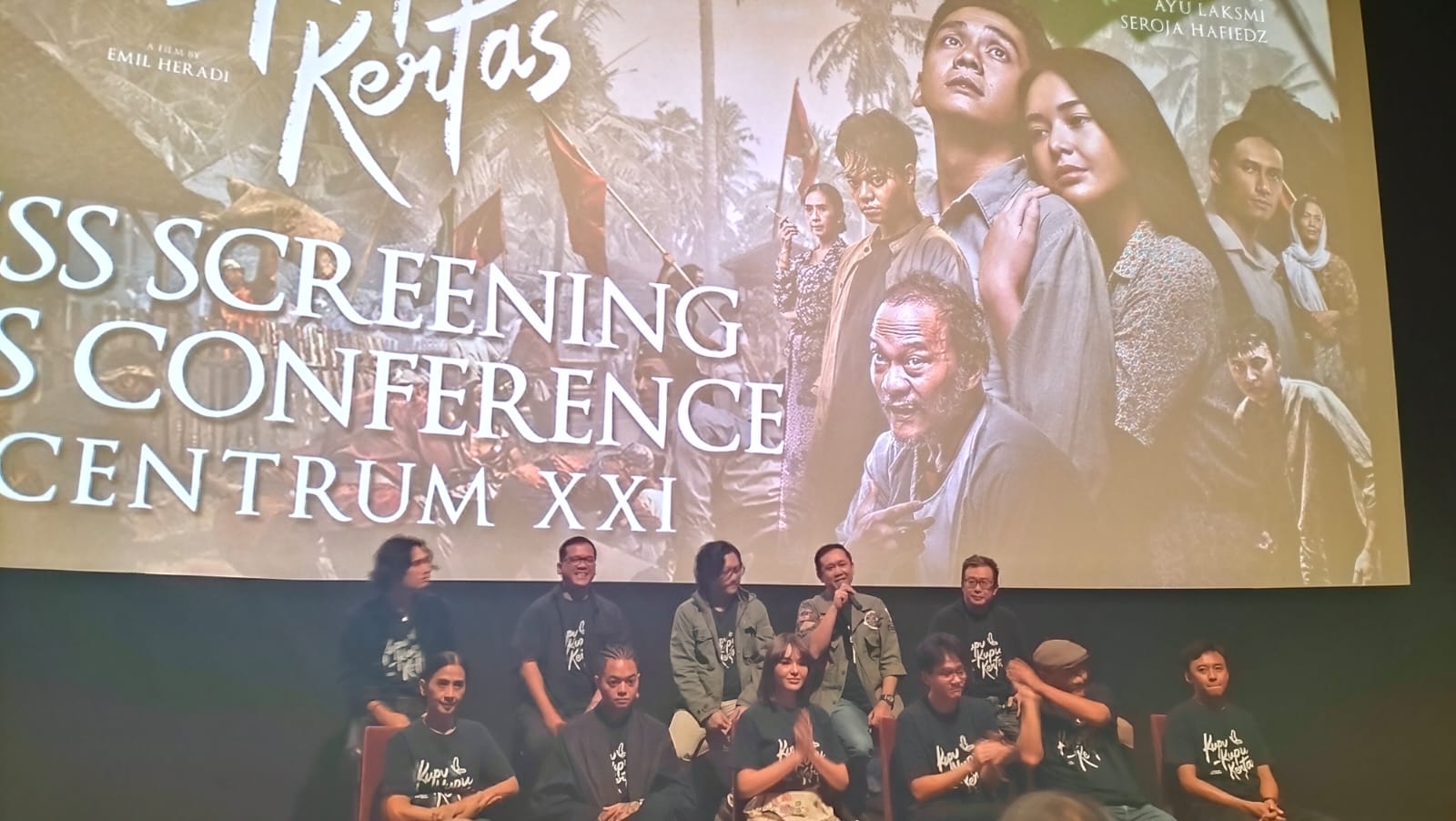 Ceritakan Romansa Percintaan di Tengah Perang, Film Kupu-Kupu Kertas Tayang 7 Februari