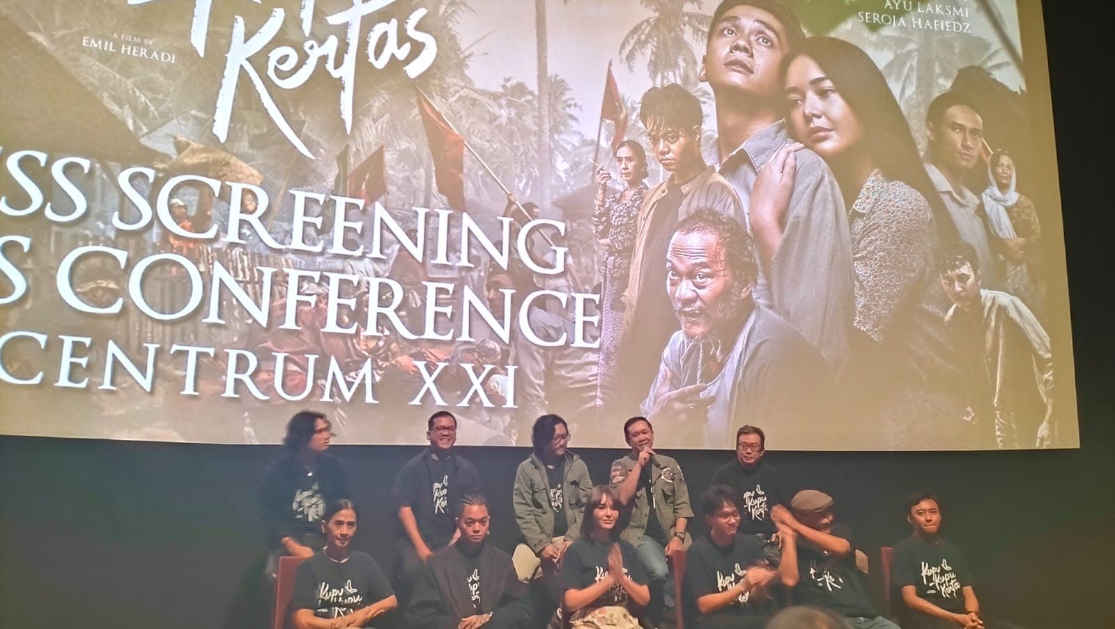 Ceritakan Romansa Percintaan di Tengah Perang, Film Kupu-Kupu Kertas Tayang 7 Februari