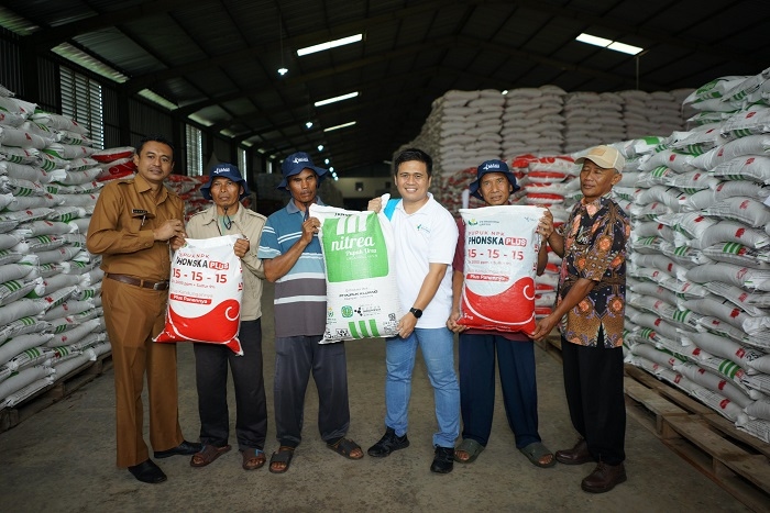 Melalui Pupuk Indonesia, Pemerintah Jamin Ketersediaan Pupuk Subsidi dan Nonsubsidi untuk Petani