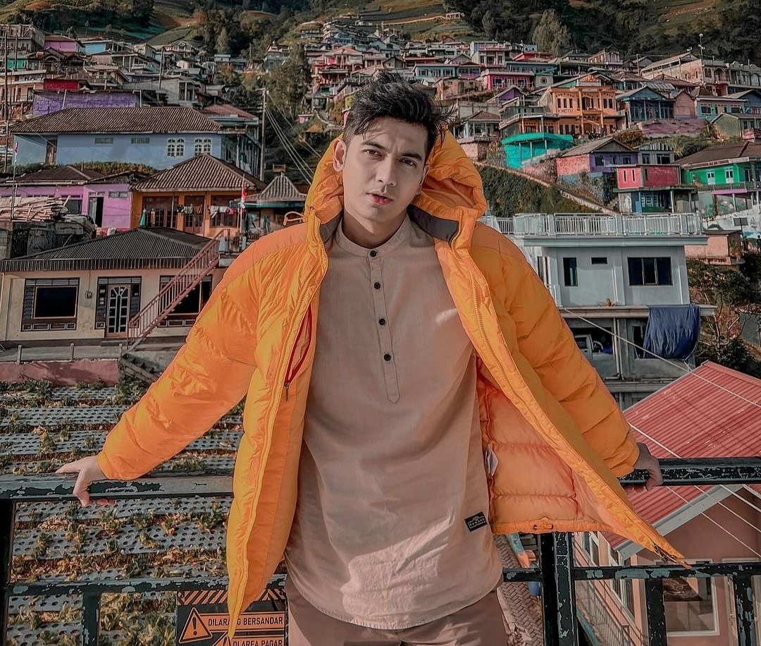 Debut Main Film, Teuku Ryan Ngaku Diajari Ria Ricis, Udah Rujuk Nih?