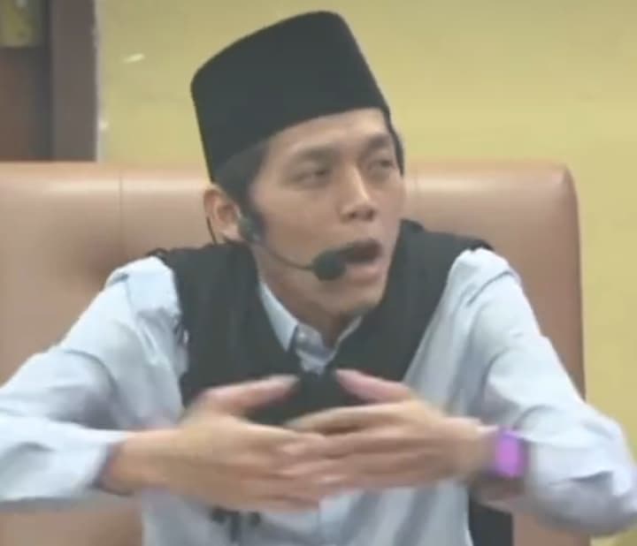 Apa Maksud 'Dekengan Pusat' yang Sering Terucap Oleh Netizen Indonesia yang Ngefans Sama Gus Iqdam?
