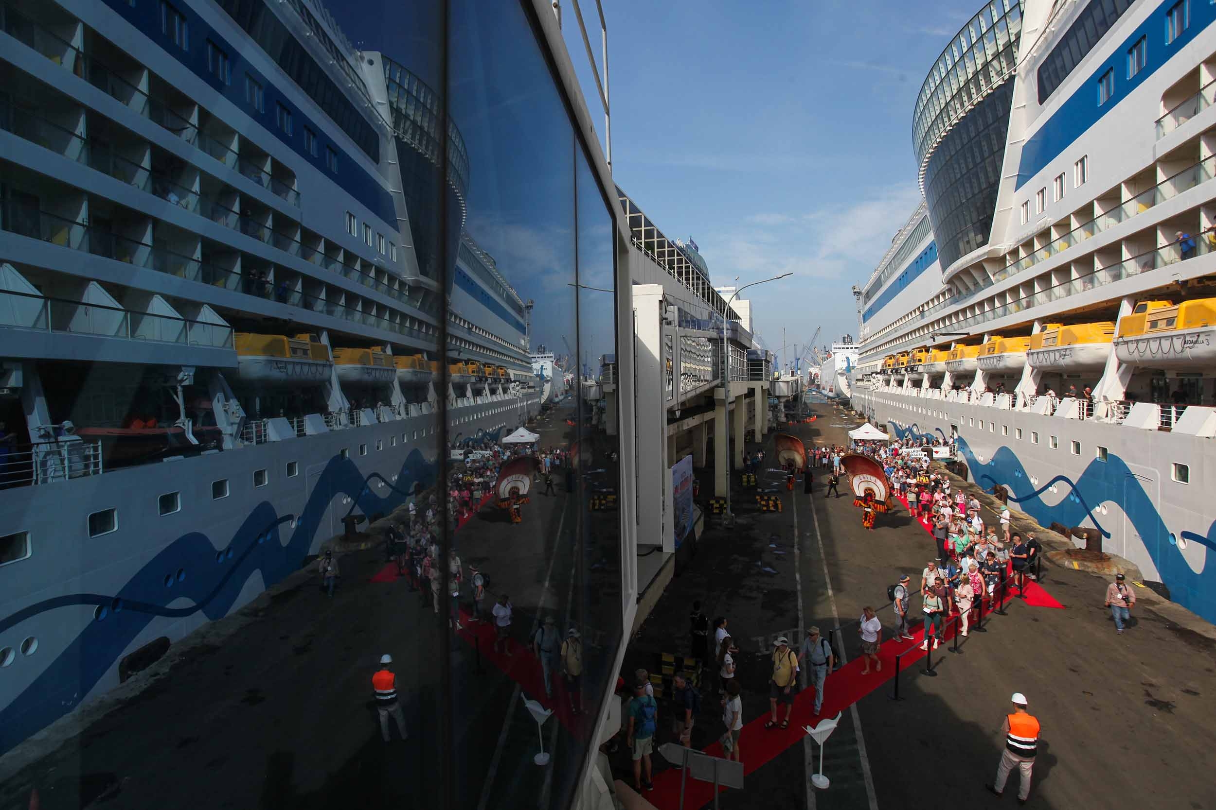 Libur Isra Mi’raj dan Tahun Baru Imlek 2024, Polri Keluarkan Pengaturan Penyeberangan di Pelabuhan