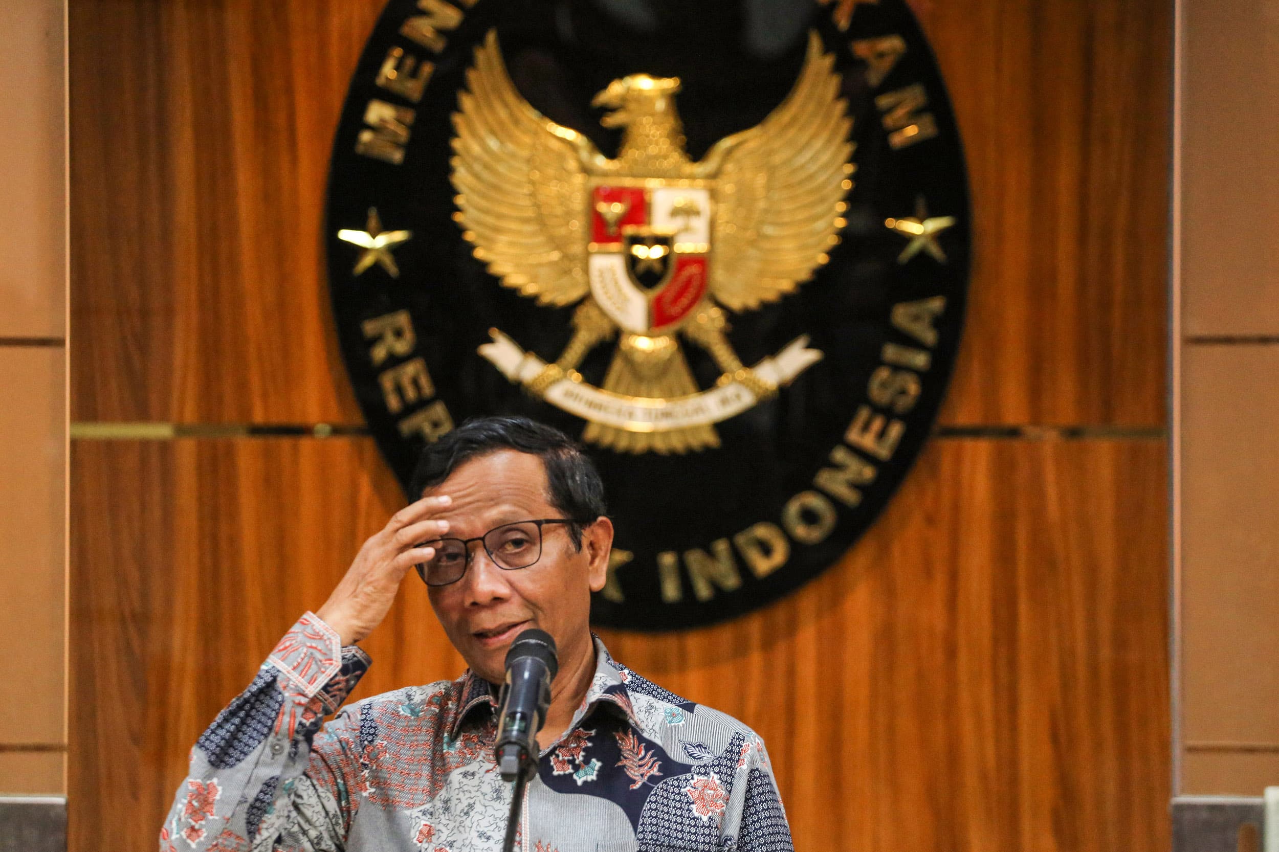 Mahfud MD Ngaku Pinjem Tangan Jurnalis Pukul Pejabat Nakal