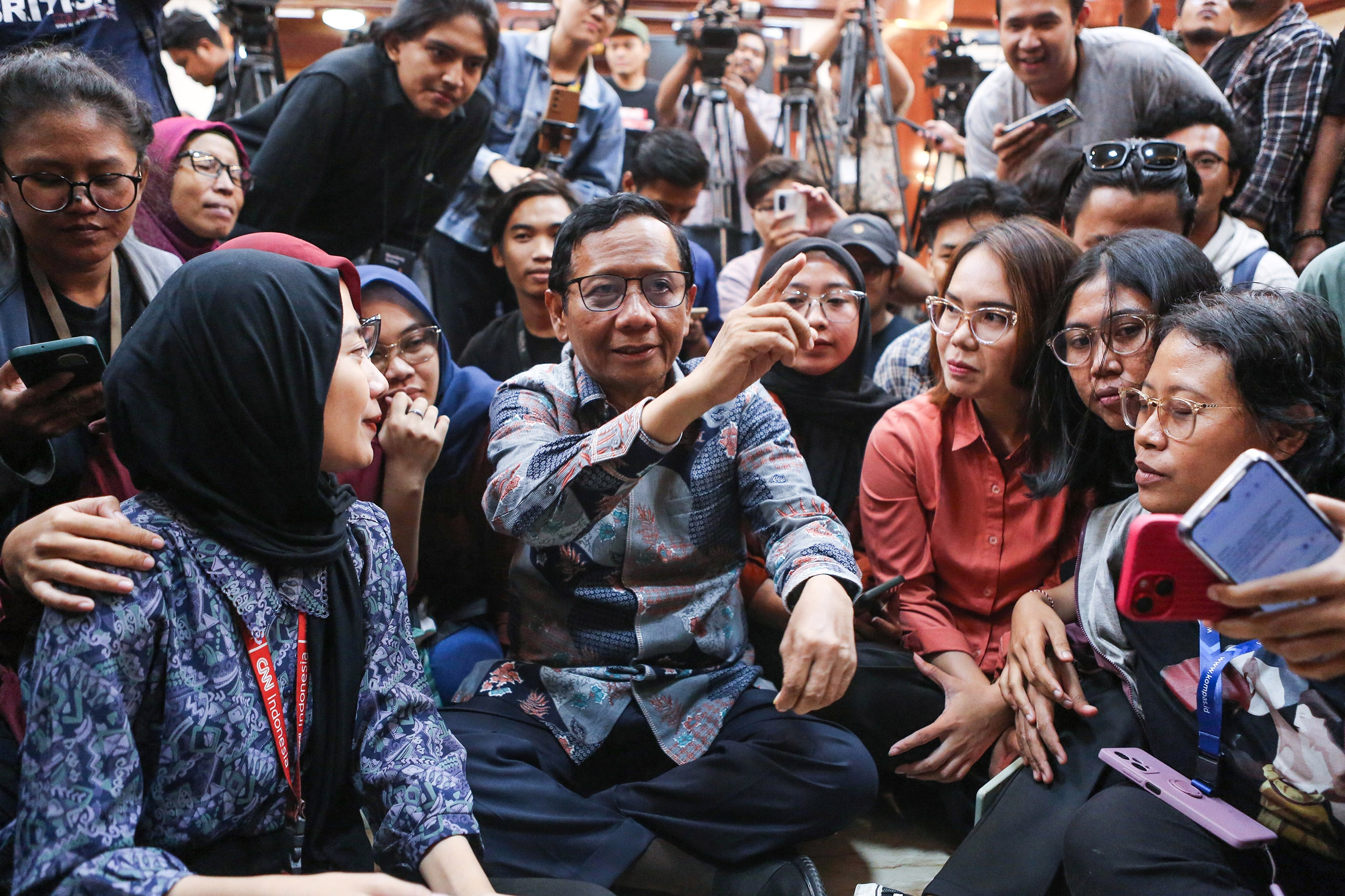 Jumat Barokah, Mahfud Merasa Plong!