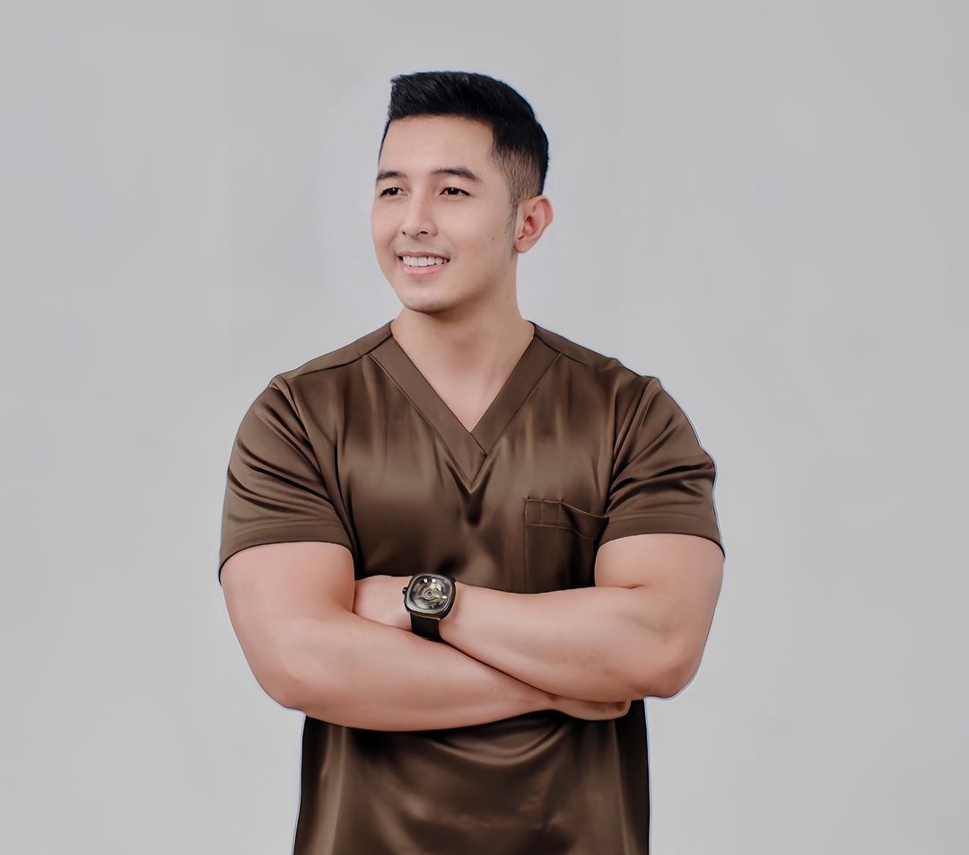 Muncul di Tengah Perceraian Ria Ricis dan Teuku Ryan, Aditya Surya: Cuma Teman