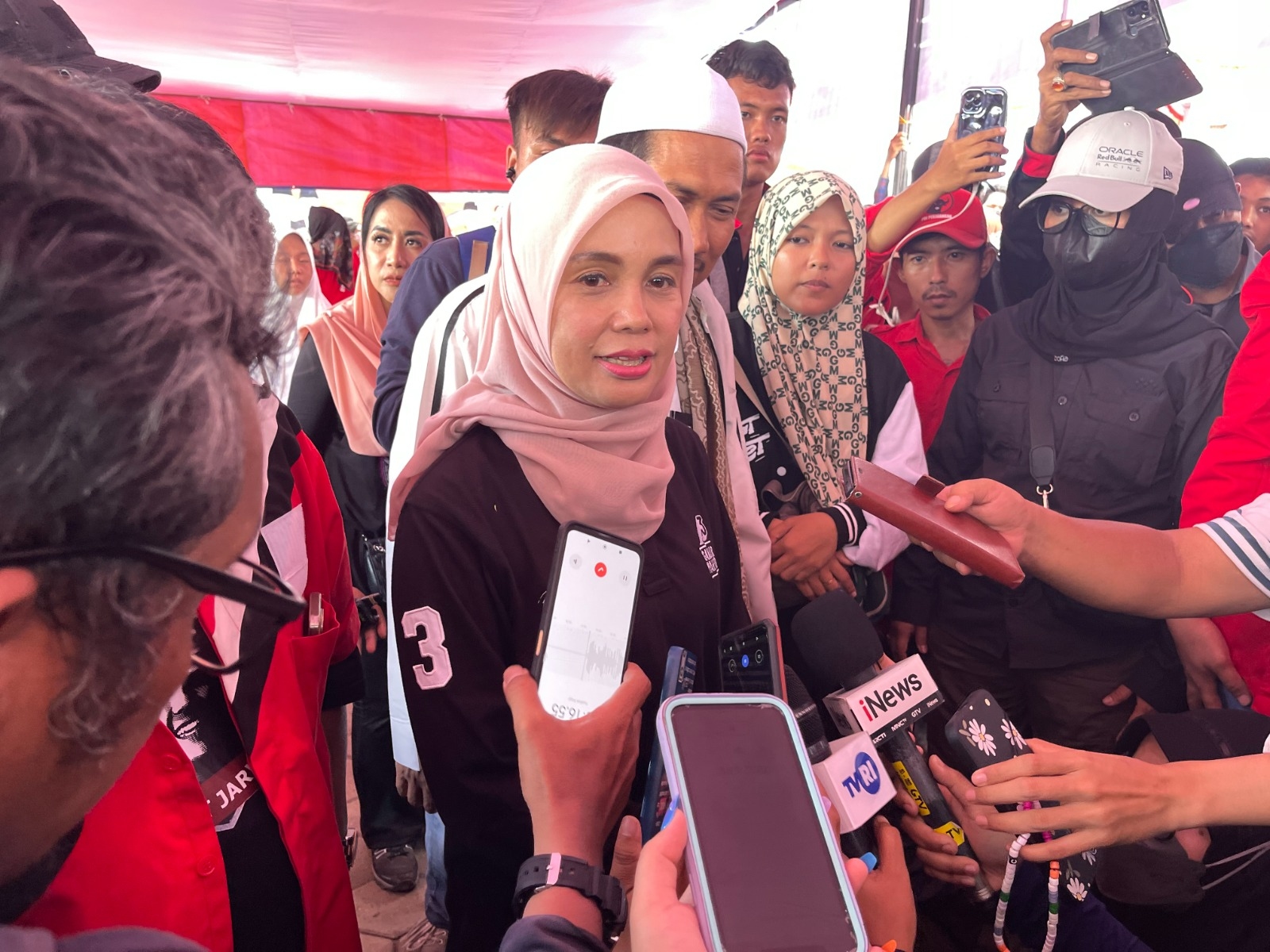 Siti Atikoh Harap Masyarakat Kawal Pemilu Agar Tak Ada Kecurangan