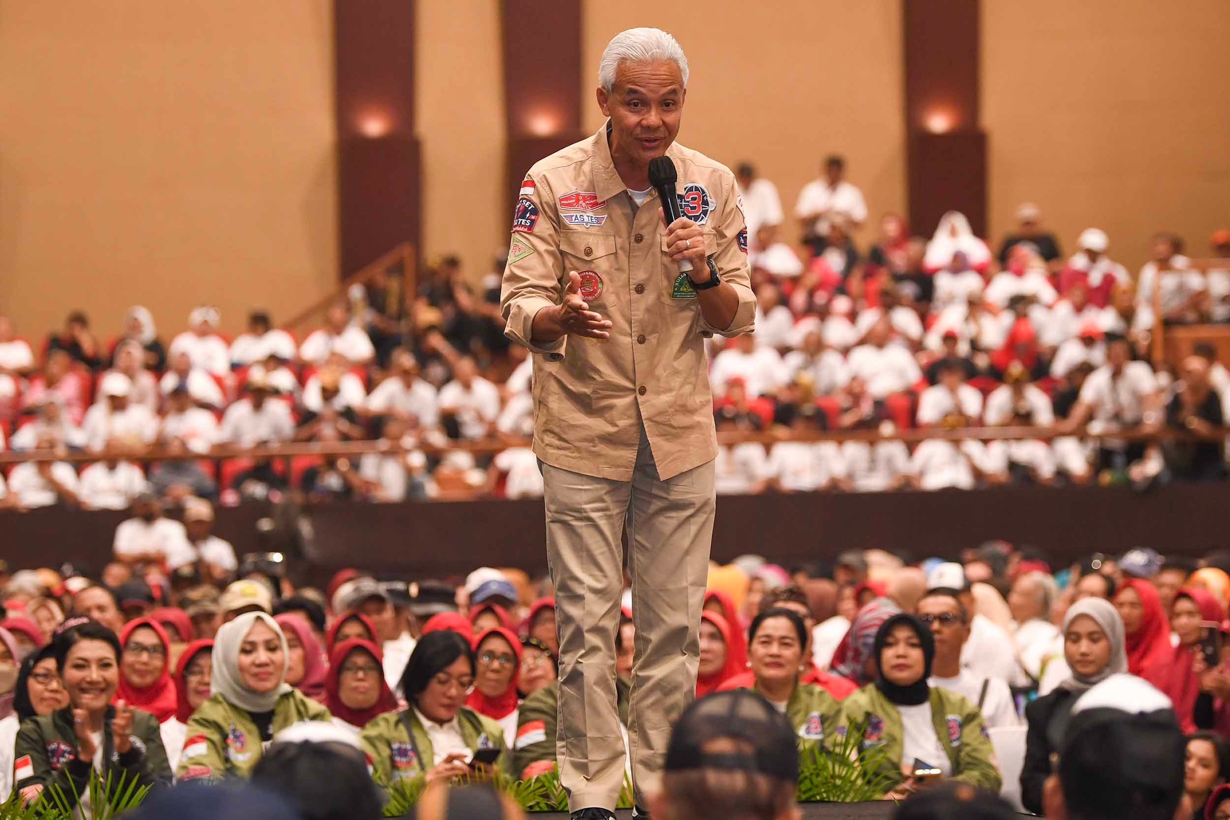 Ganjar Sindir 3 Jenderal Mencla-mencle, TKN: Capres Mestinya Edukatif, Enggak Menyerang Personal