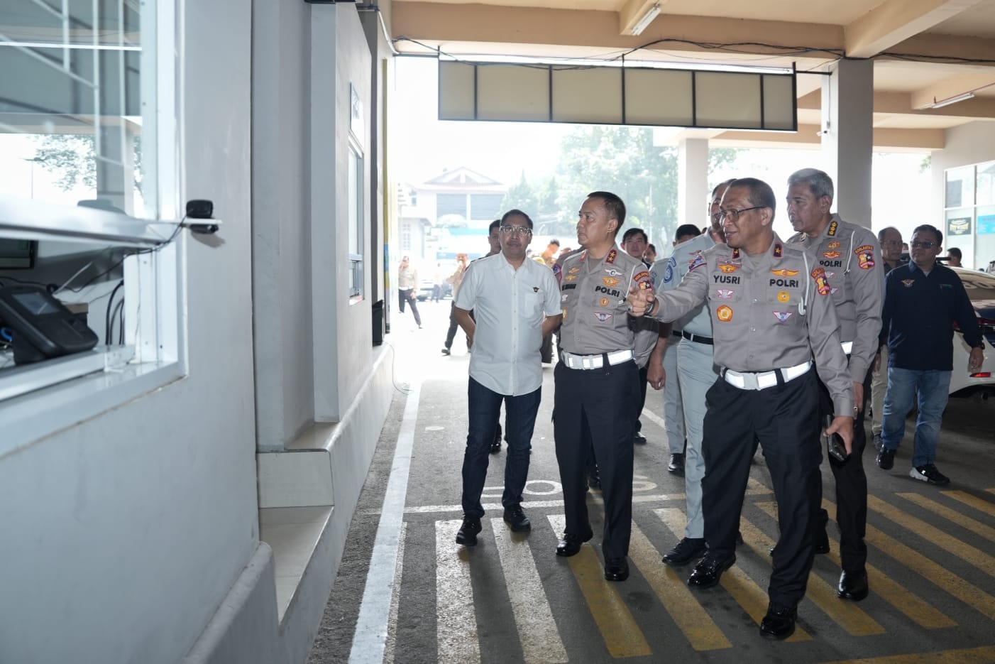 Persiapan Operasi Ketupat 2024, Kakorlantas Tinjau Tol Jakarta-Semarang