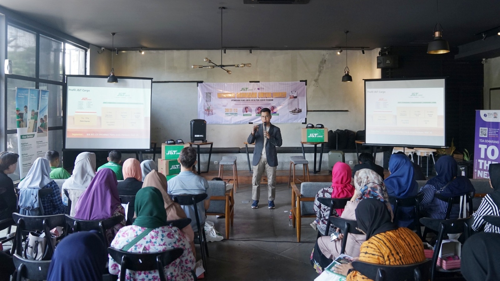 Roadshow Winning Ramadan, J&T Cargo Ajak UMKM Optimalkan Bisnis