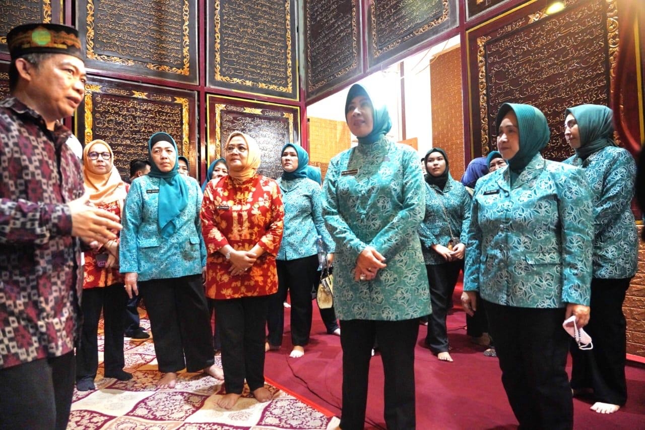 Ketua Umum TP PKK Tri Tito Karnavian Kunjungan Kerja Ke Sumsel, Buka Sejumlah Kegiatan Sosialisasi