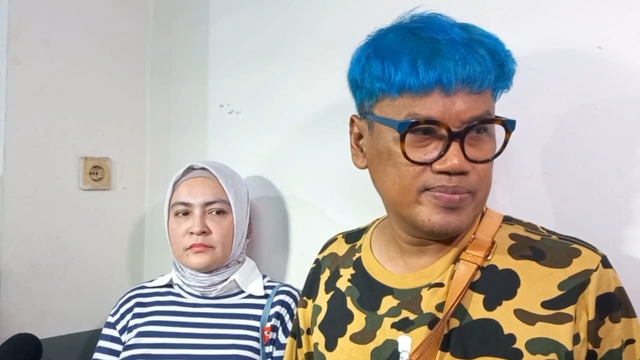 Uya Kuya Tak Akan Ganti Warna Rambut Jika Lolos ke Senayan
