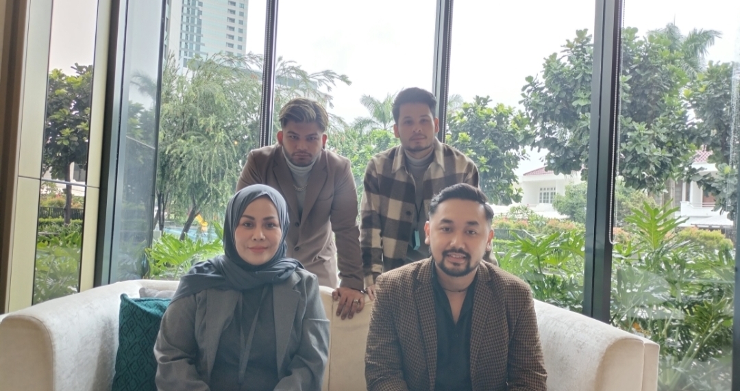 Mak Vera Tegaskan Soal Kontrak Artisnya Imbas Banyak Alami Kerugian