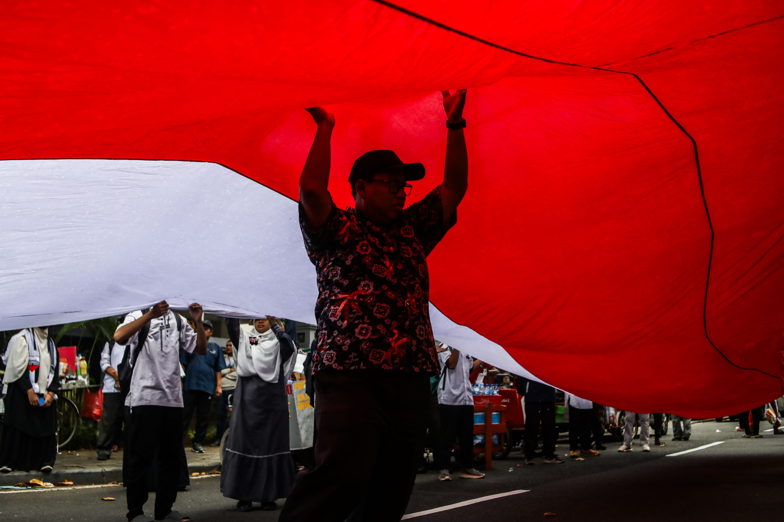 Kendala Investasi dan Target Pertumbuhan Ekonomi 8 Persen