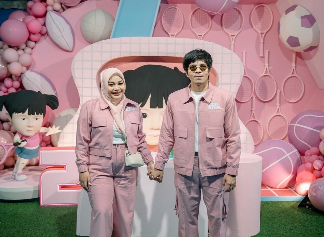 Sering Dibilang Kembar, Aurel Hermansyah Buat Video Bareng Ivan Gunawan