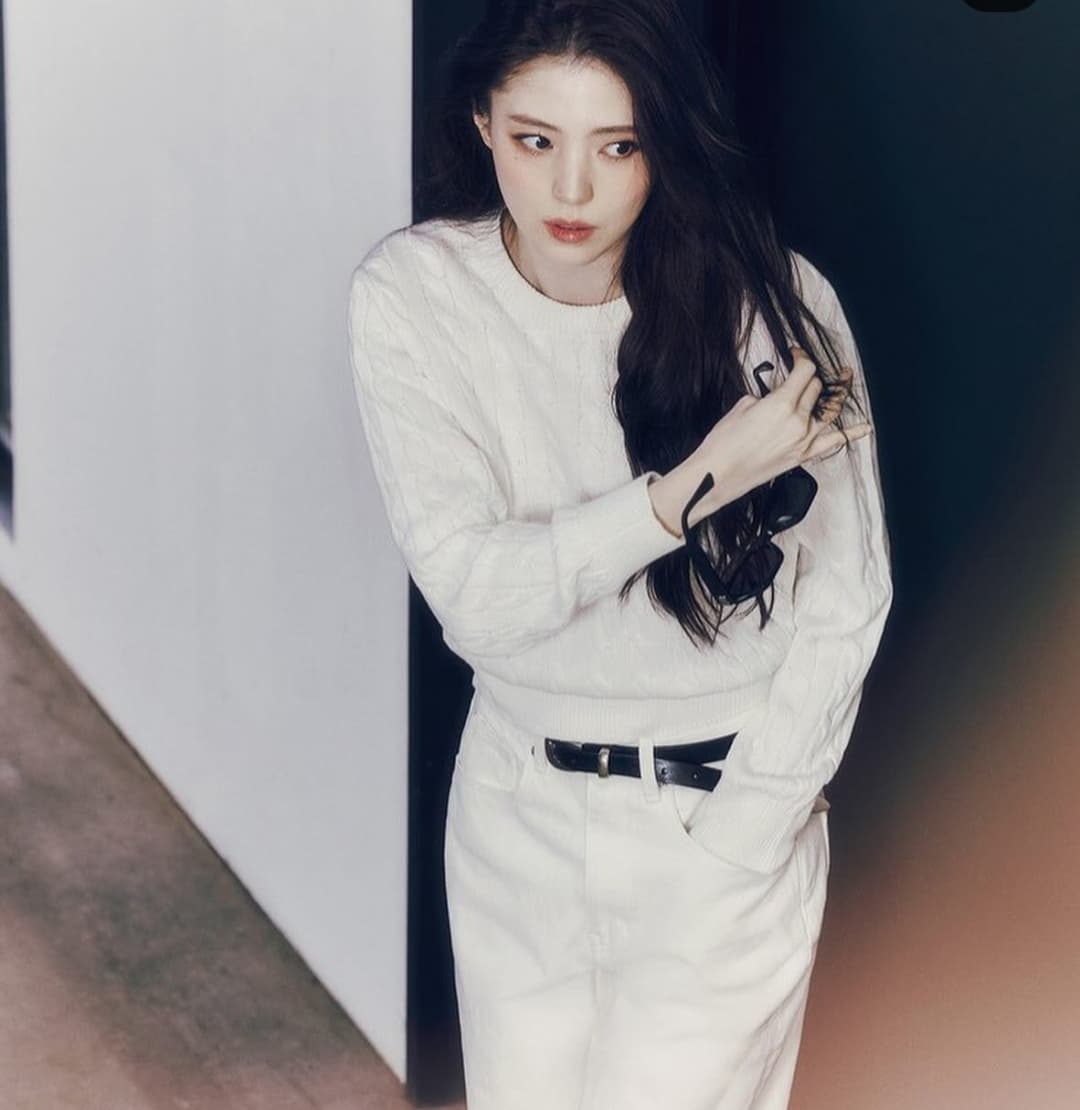 Agensi Bantah Han So Hee Teriak-teriak di Acara Fashion Week