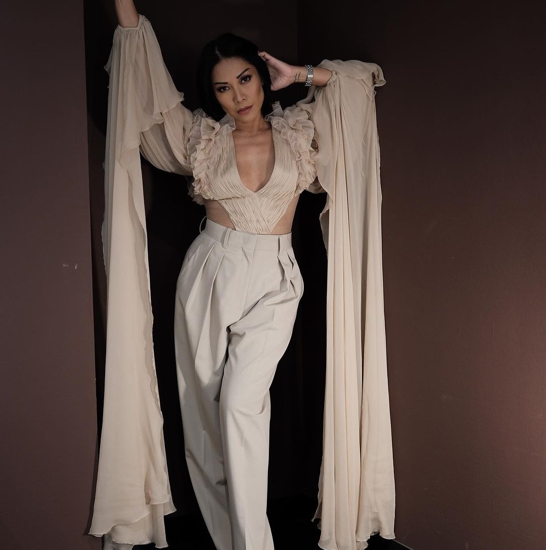 Anggun C. Sasmi Jadi Artis Indonesia yang Tampil di Broadway Legendaris