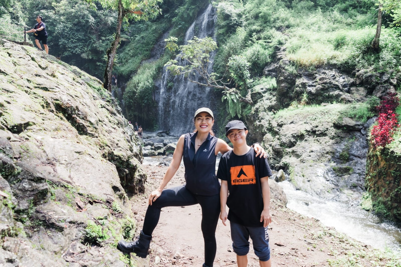 Inge Anugrah Comeback di Dunia Psikologi, Bantu Individu Kebutuhan Khusus Hiking