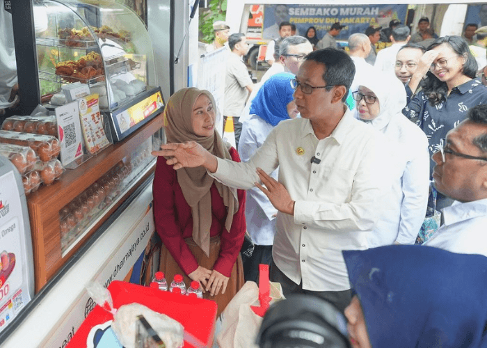 Pj Heru Harap Sembako Murah di Bazar UMKM Pasar Jaya Bisa Jaga Inflasi