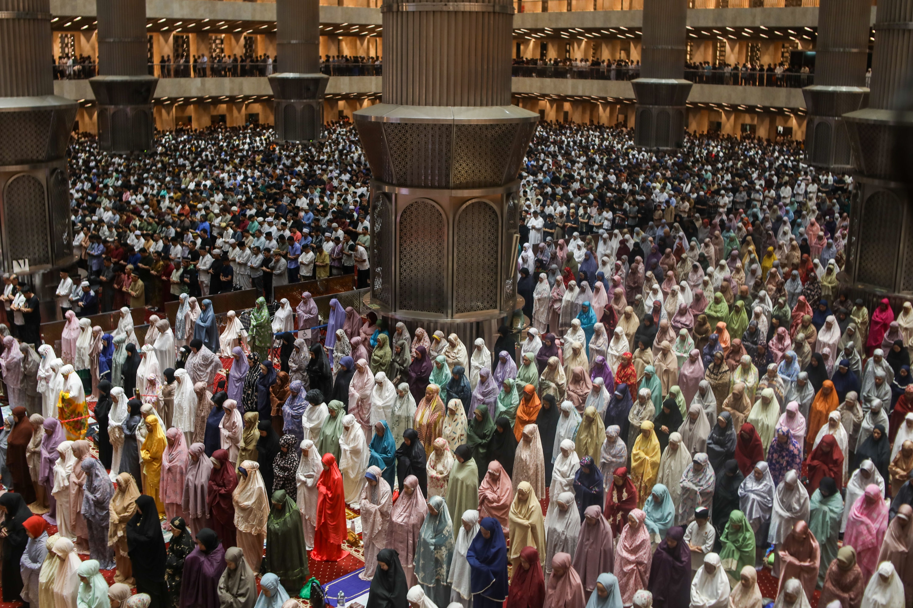 Meriahkan Malam Takbiran, Masjid Istiqlal Gelar Rampak Bedug hingga Pawai Obor