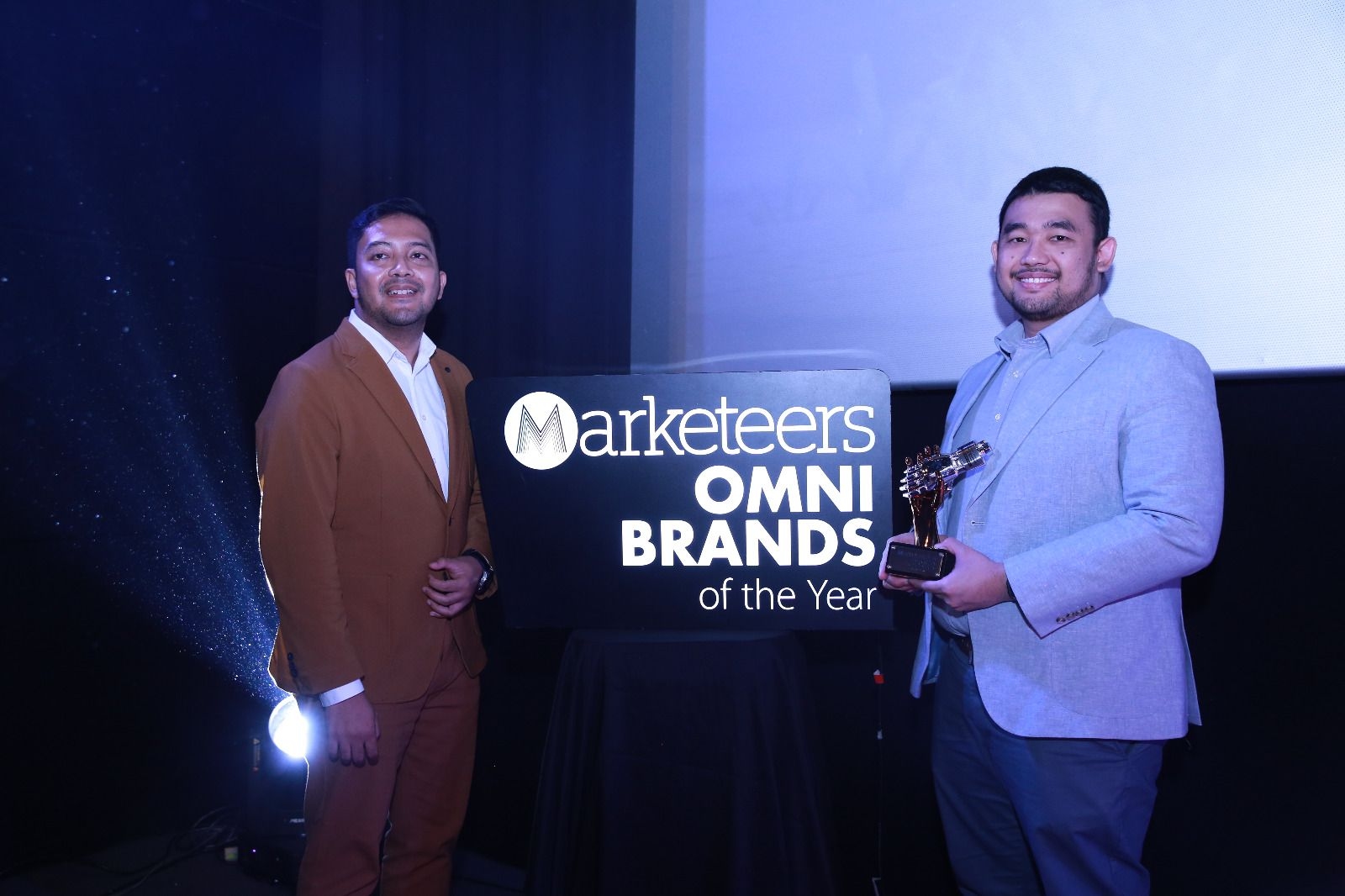 JEC Group Raih Penghargaan Transformasi Digital dalam Layanan Kesehatan Mata