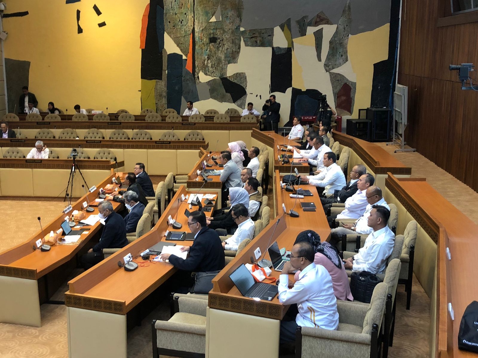 Otorita IKN Lapor Komisi II DPR, Pembangunan Gedung Pemerintahan Hampir Rampung