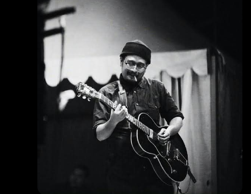 Ade Paloh dari Musisi Beralih ke Politik, Berikut Perjalanan Karier hingga Menjadi Caleg Nasdem