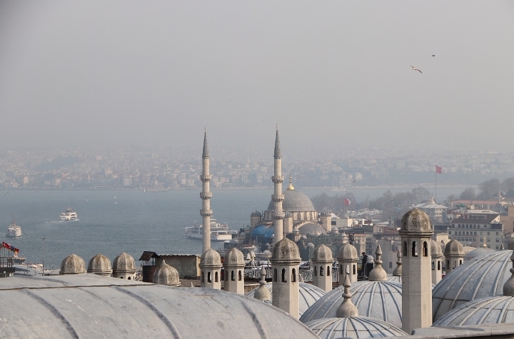 Materi Kultum: Keistimewaan Malam Lailatul Qadar dalam Al-Quran, Hadits, dan Pendapat Ulama