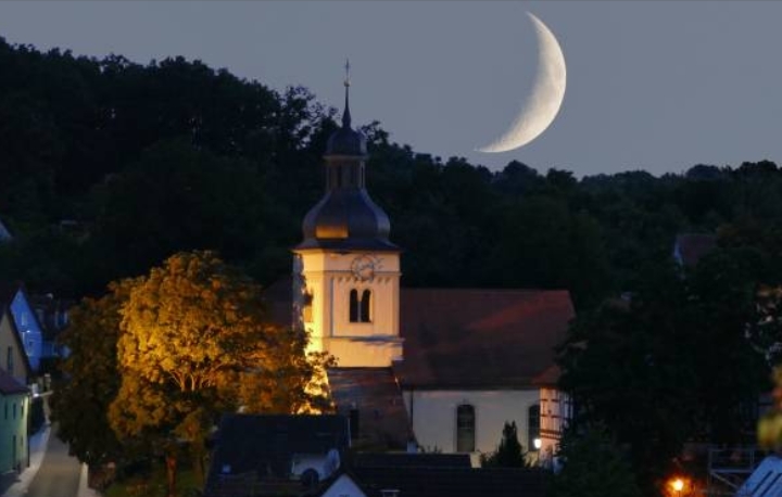 Materi Kultum: Menyongsong Kebesaran Malam Lailatul Qadar: Persiapan Spiritual dan Mental