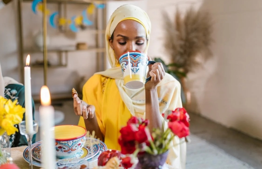 7 Aturan Berbuka Puasa yang Benar dan Sehat