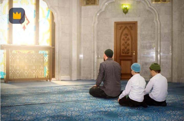 Bacaan Niat Sholat Fardhu 5 Waktu Lengkap dengan Tata Caranya