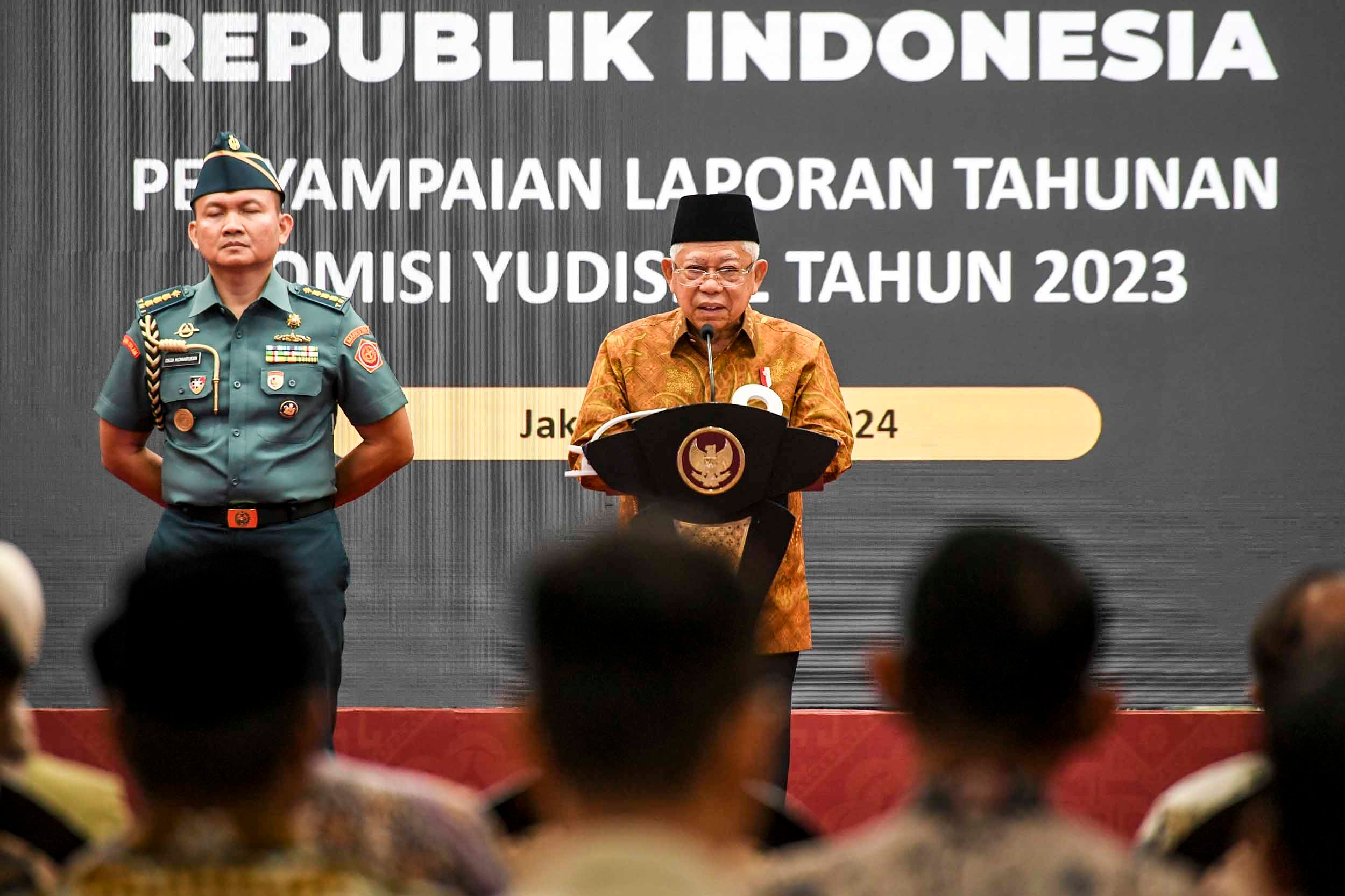 Ma'ruf Amin Yakin Gibran Siap Jadi Wakil Presiden Berkat Pengalaman sebagai Wali Kota