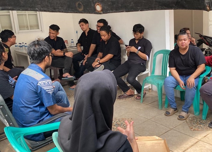 Duka Mendalam, Para Sahabat Melepas Kepergian Babe Cabita