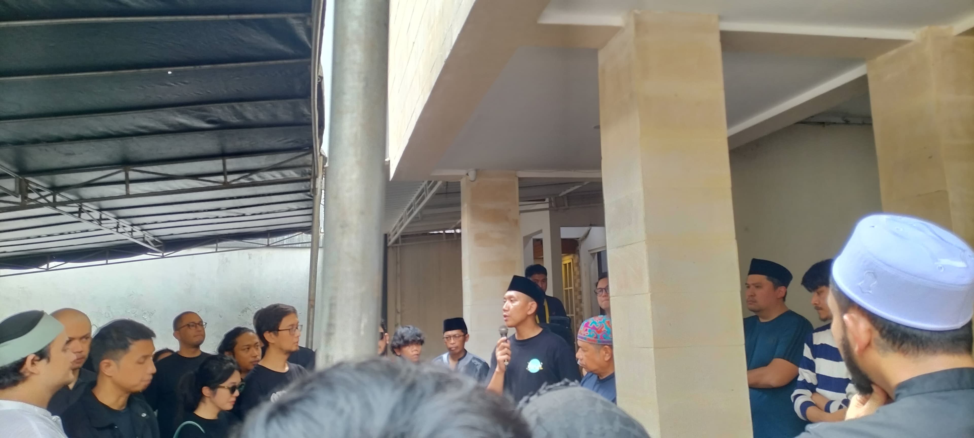 Bukan Leukimia, Ini Kata Keluarga Soal Penyakit yang Sebabkan Babe Cabita Meninggal Dunia