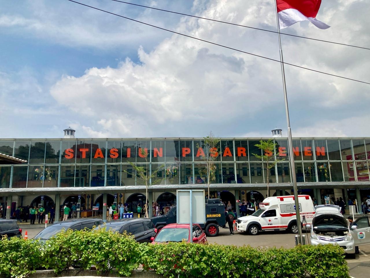 Marak Kecelakaan, KAI Imbau Pengguna Jalan Waspada di Perlintasan Sebidang