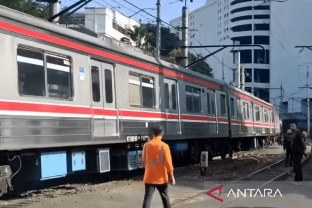 Ada KRL Anjlok di Mangga Dua, Perjalanan ke Kampung Bandan Hanya Sampai Angke