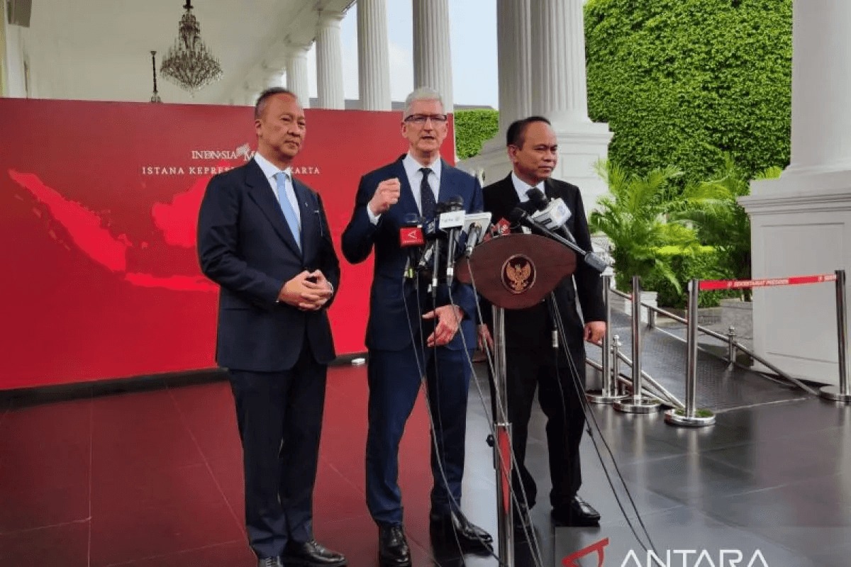 Bertemu Jokowi, CEO Apple Pertimbangkan Bangun Pabrik Iphone di Indonesia