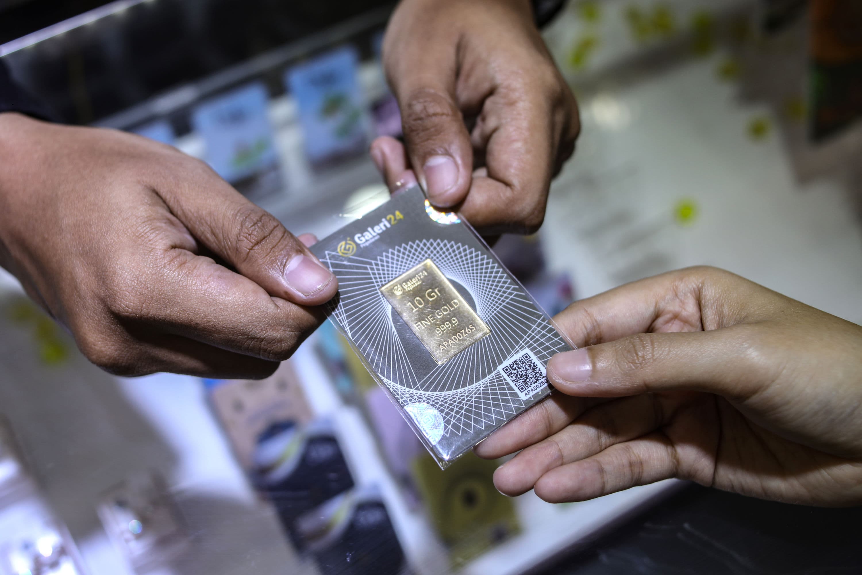 Harga Emas di Pegadaian Hari Ini, 30 Desember 2025: Galeri24 Menurun dan UBS Melesat